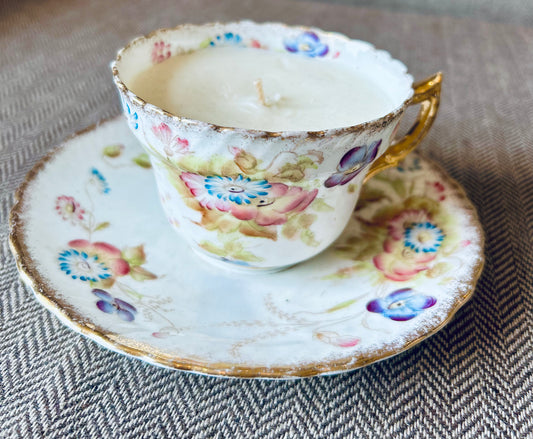 Gilded and beautiful - a delicate Bohemian bone china cup & saucer candle