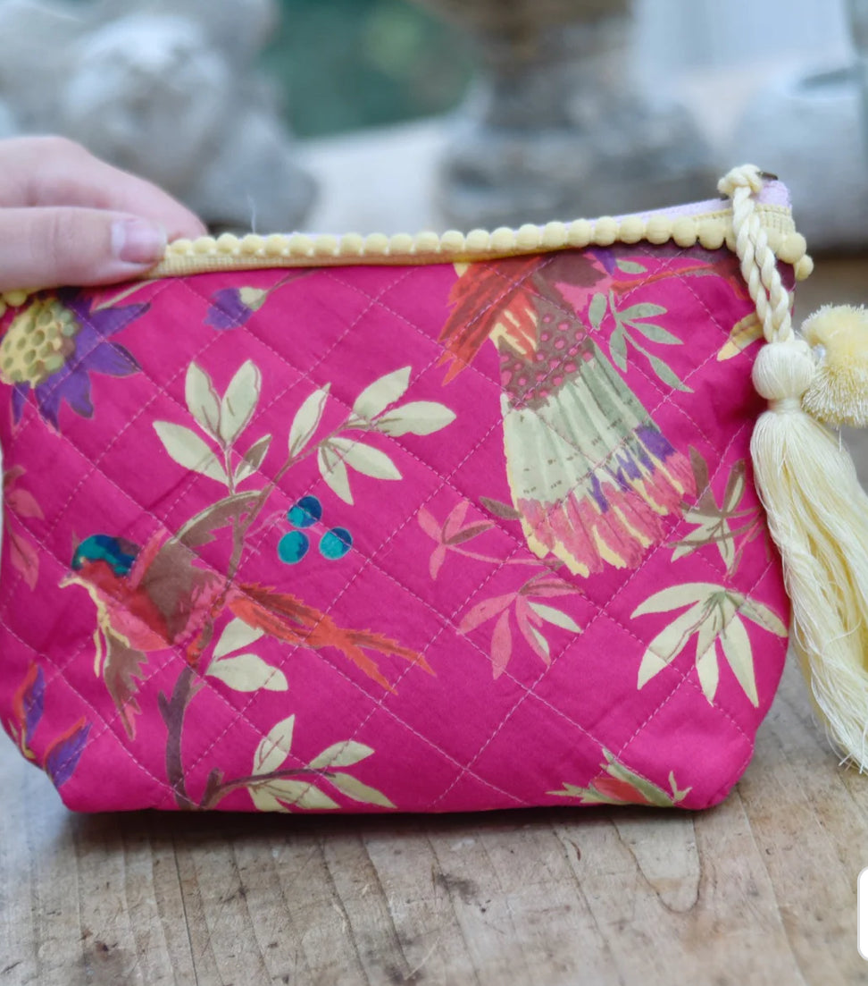 Printed and quilted make-up bags