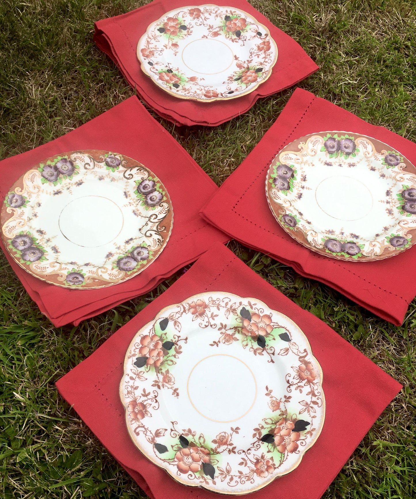 vinrge tea plates