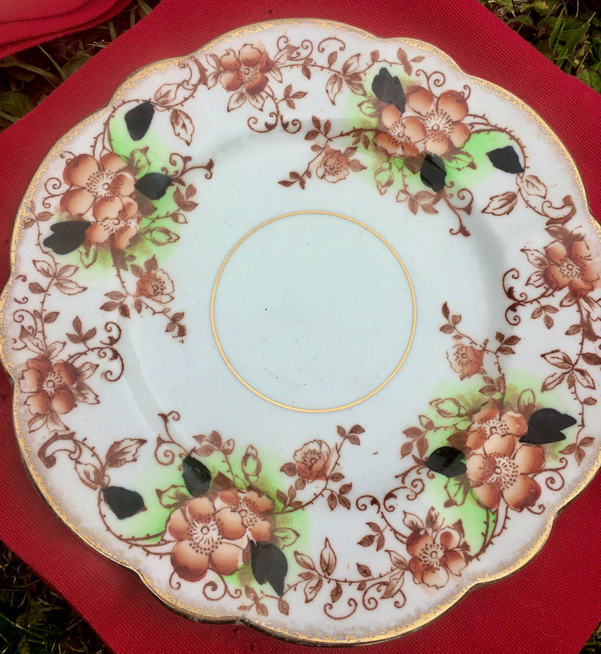 vintage china in picnic hamper