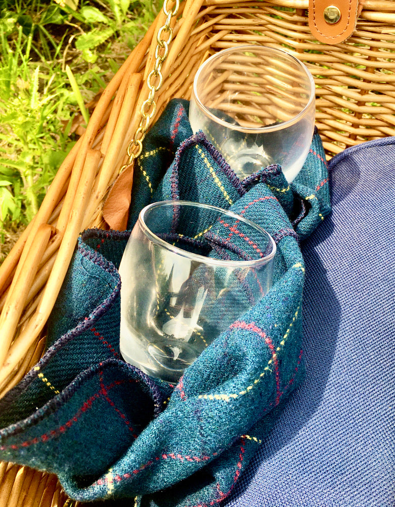 real wine glasses in Picnic hamper