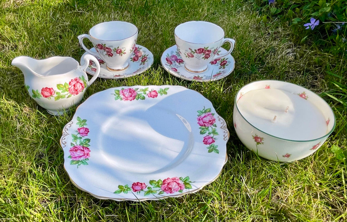 Rosebud aftenoon tea for 2