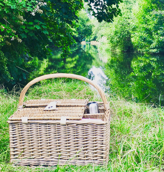The Oxford top handled Picnic hamper for 2