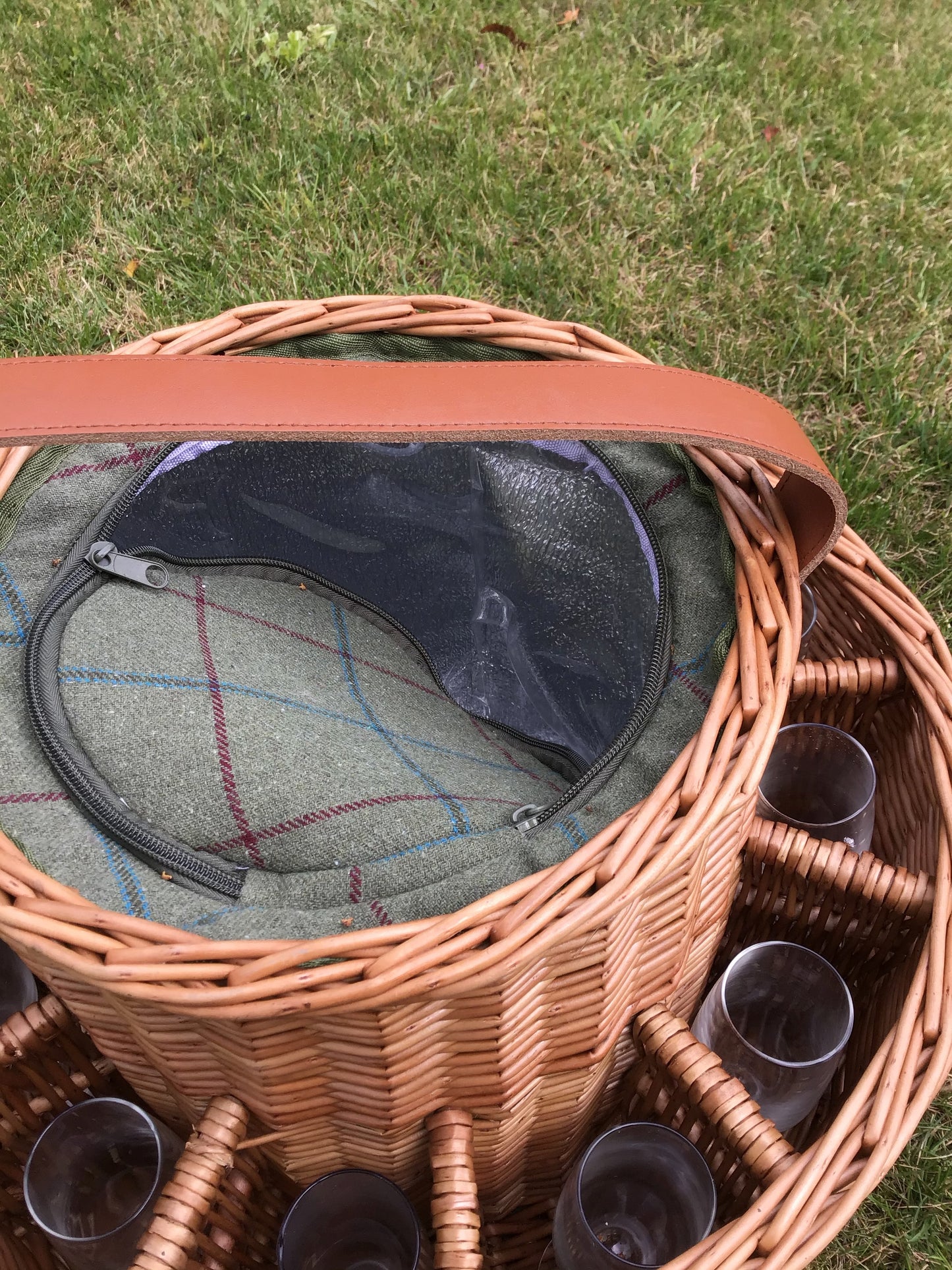 Green tweed chiller Garden Party Basket