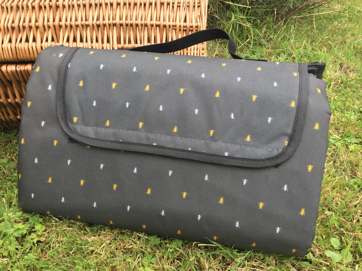 Tweed picnic rugs - waterproof backed