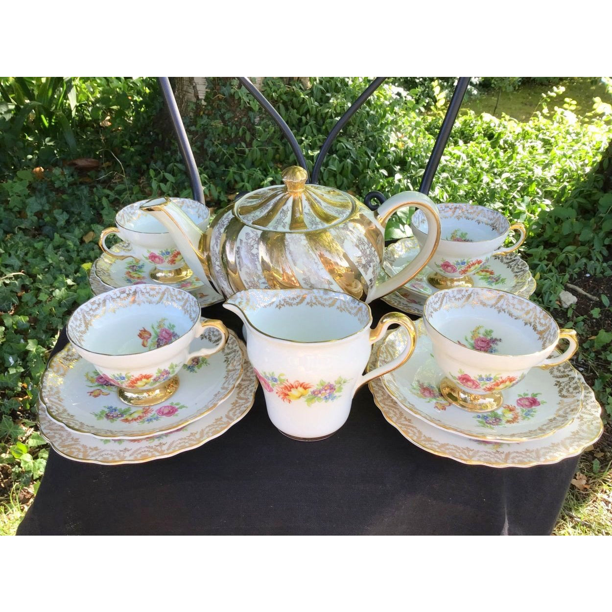 Afternoon Rose tea set for 4