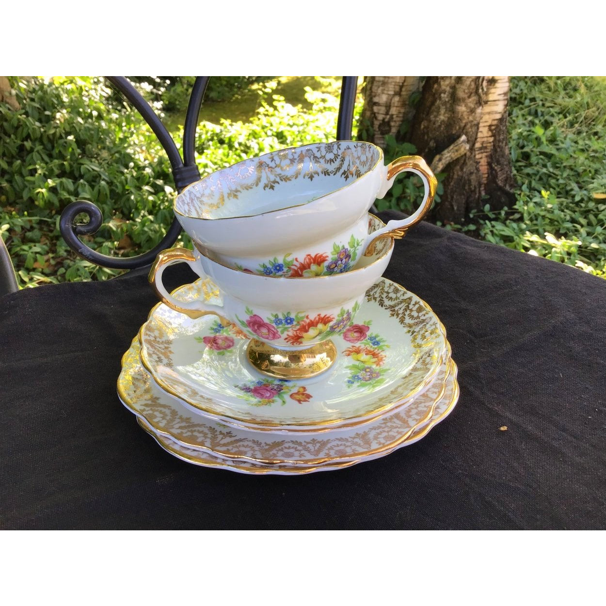 vintage china cups and saucers