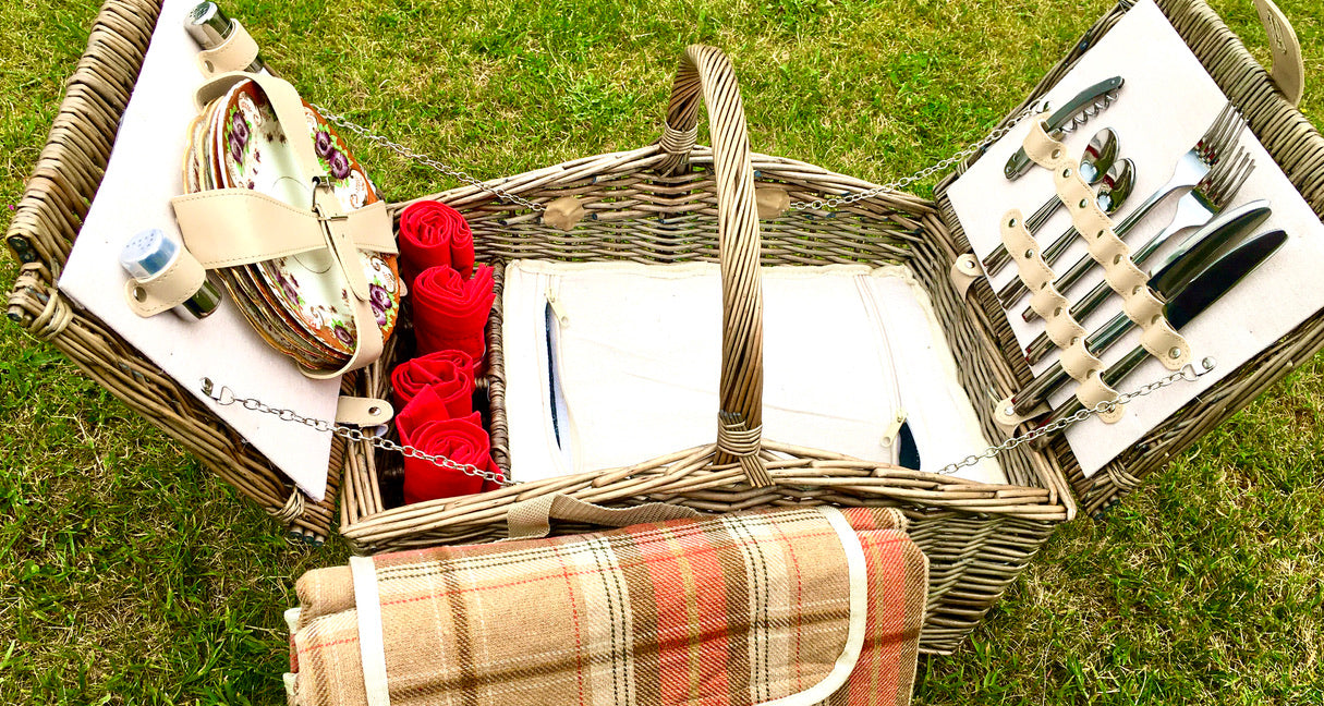 The Hamilton  - an ivory top-handled hamper for 4
