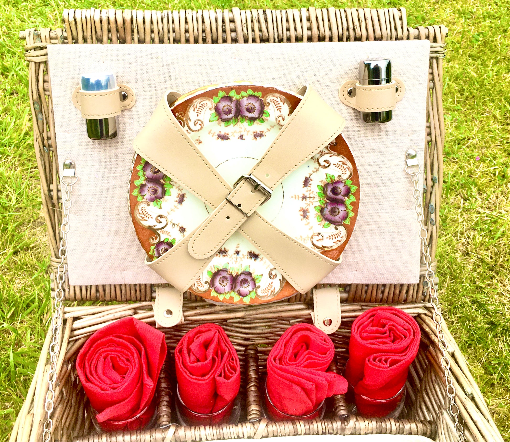 vintage tea plates
