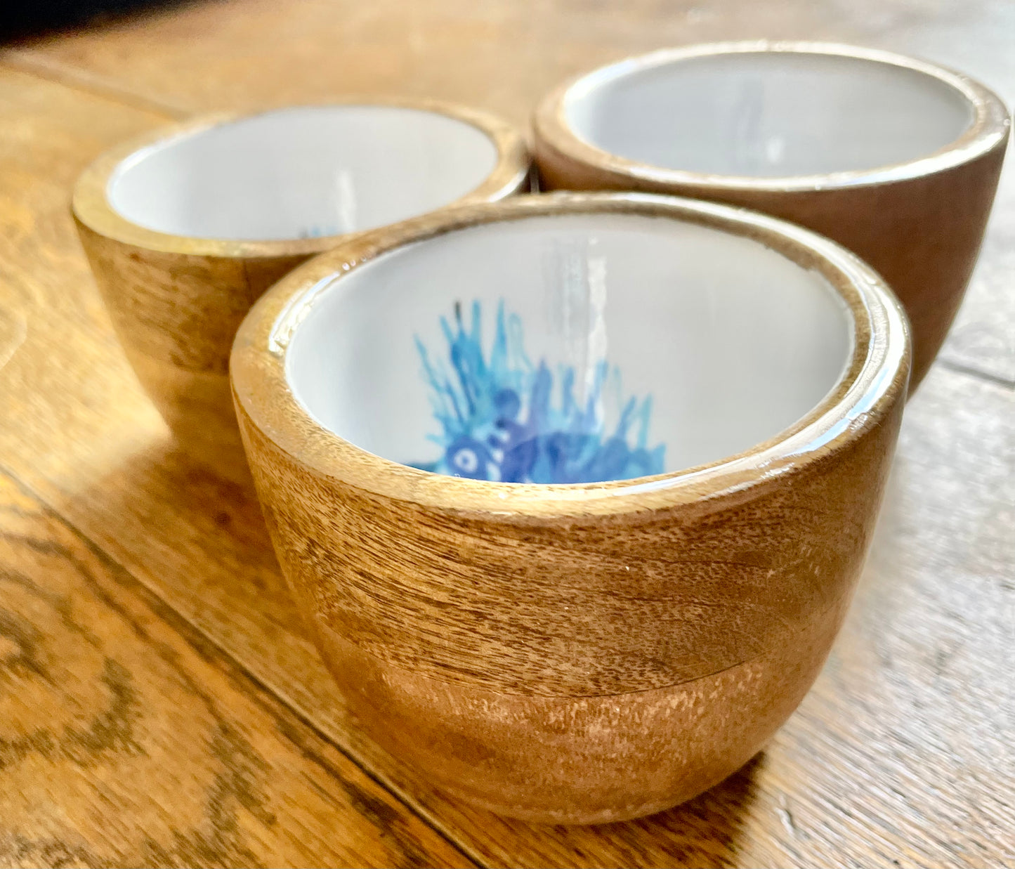 Seahorse design nuts and olive bowls mango wood bowls - 10 cm