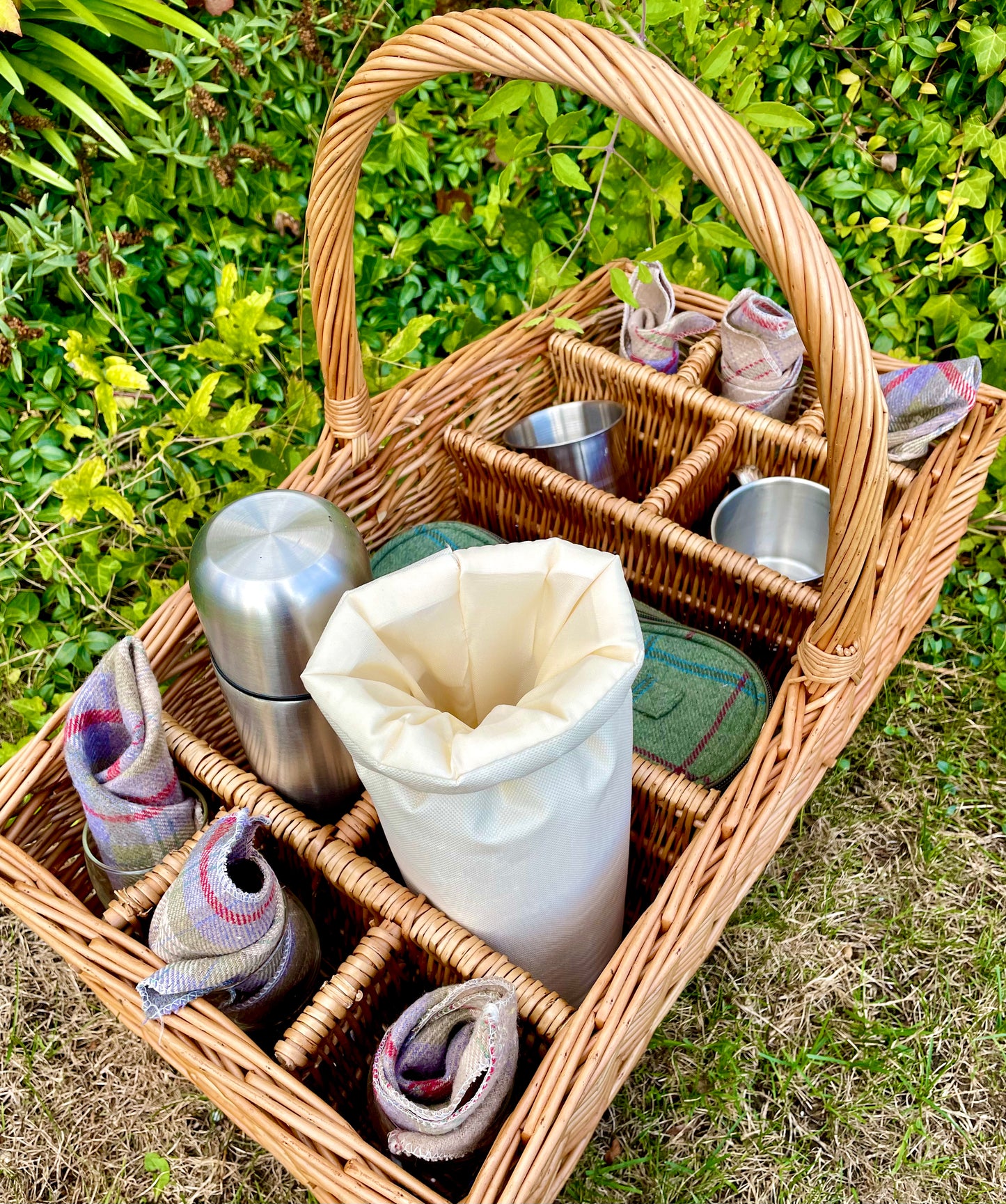 garden party basket