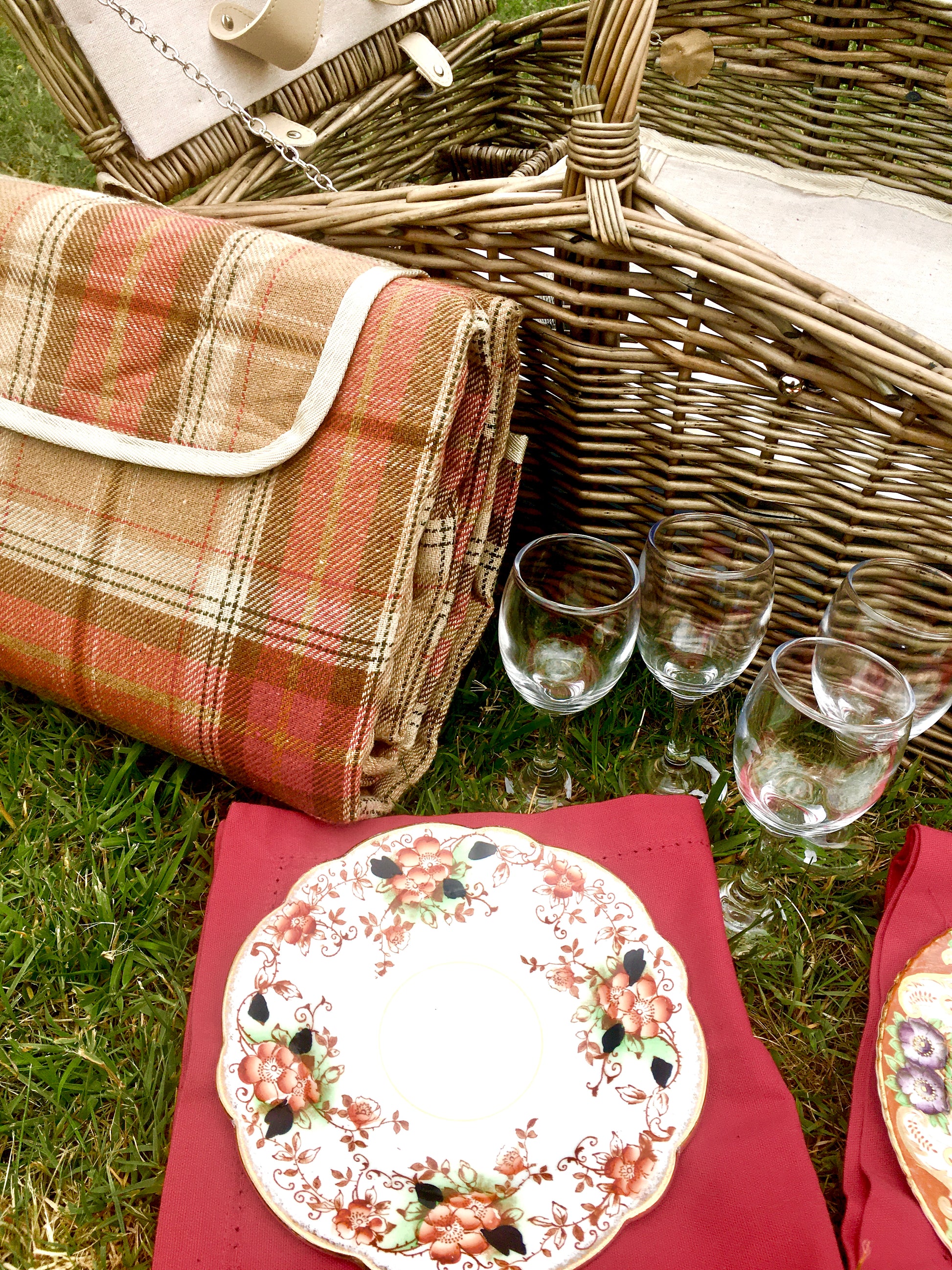 tweed  picnic set