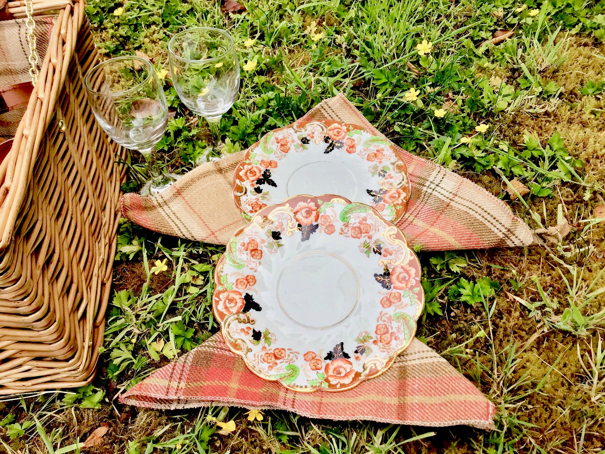 vintage china in a picnic hamper