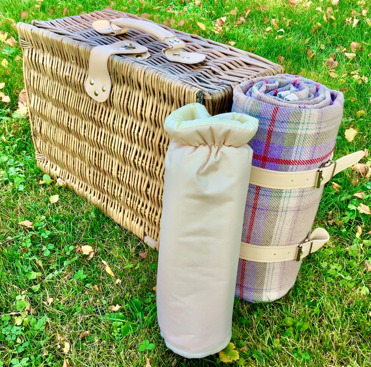 The Marlborough fitted picnic hamper for 2