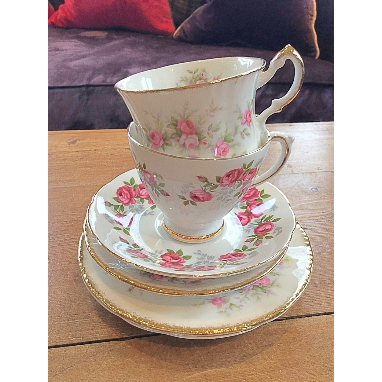 Fine bone china vintage english tea cups and saucers