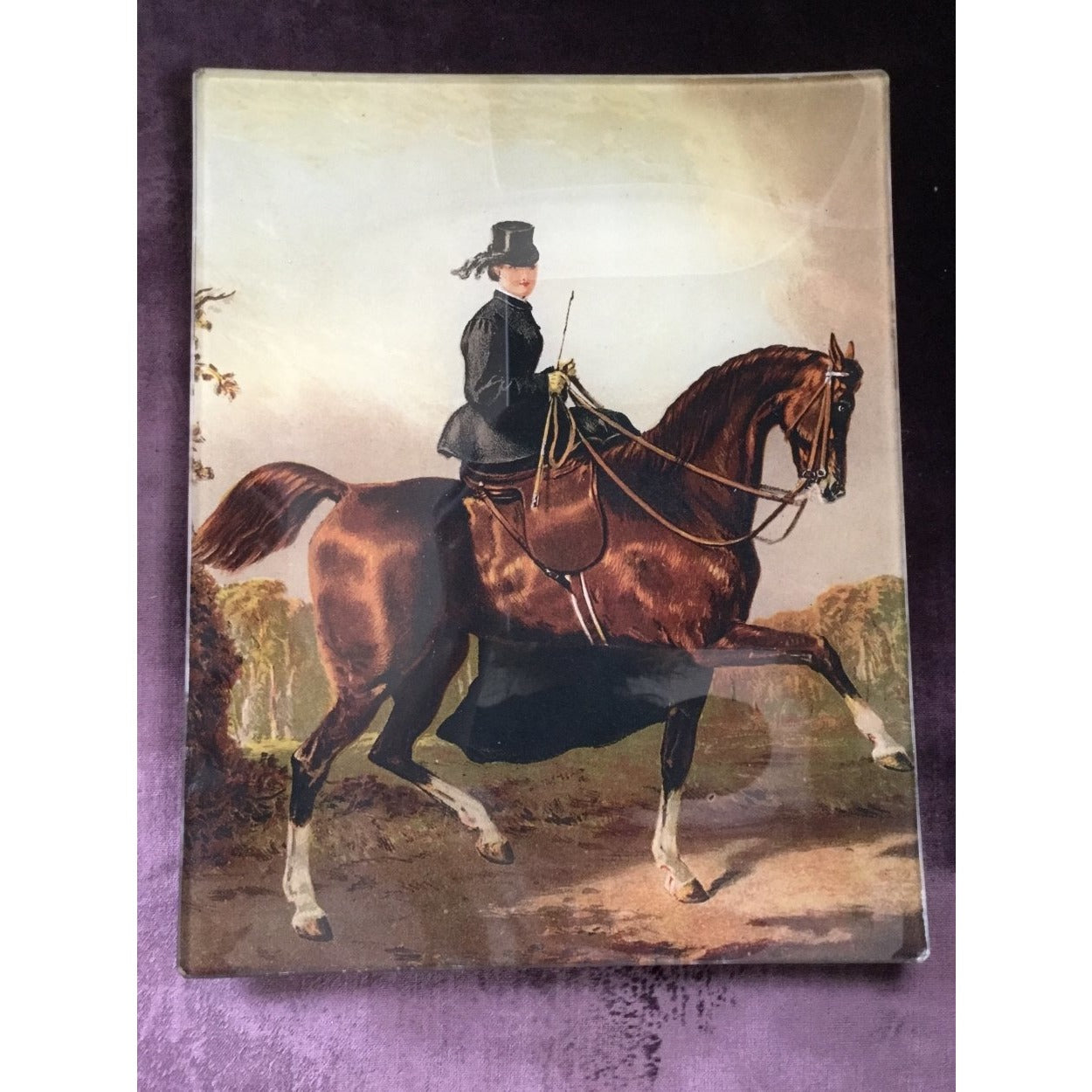 Vintage glass decoupage plate - "Elegant side-saddle"
