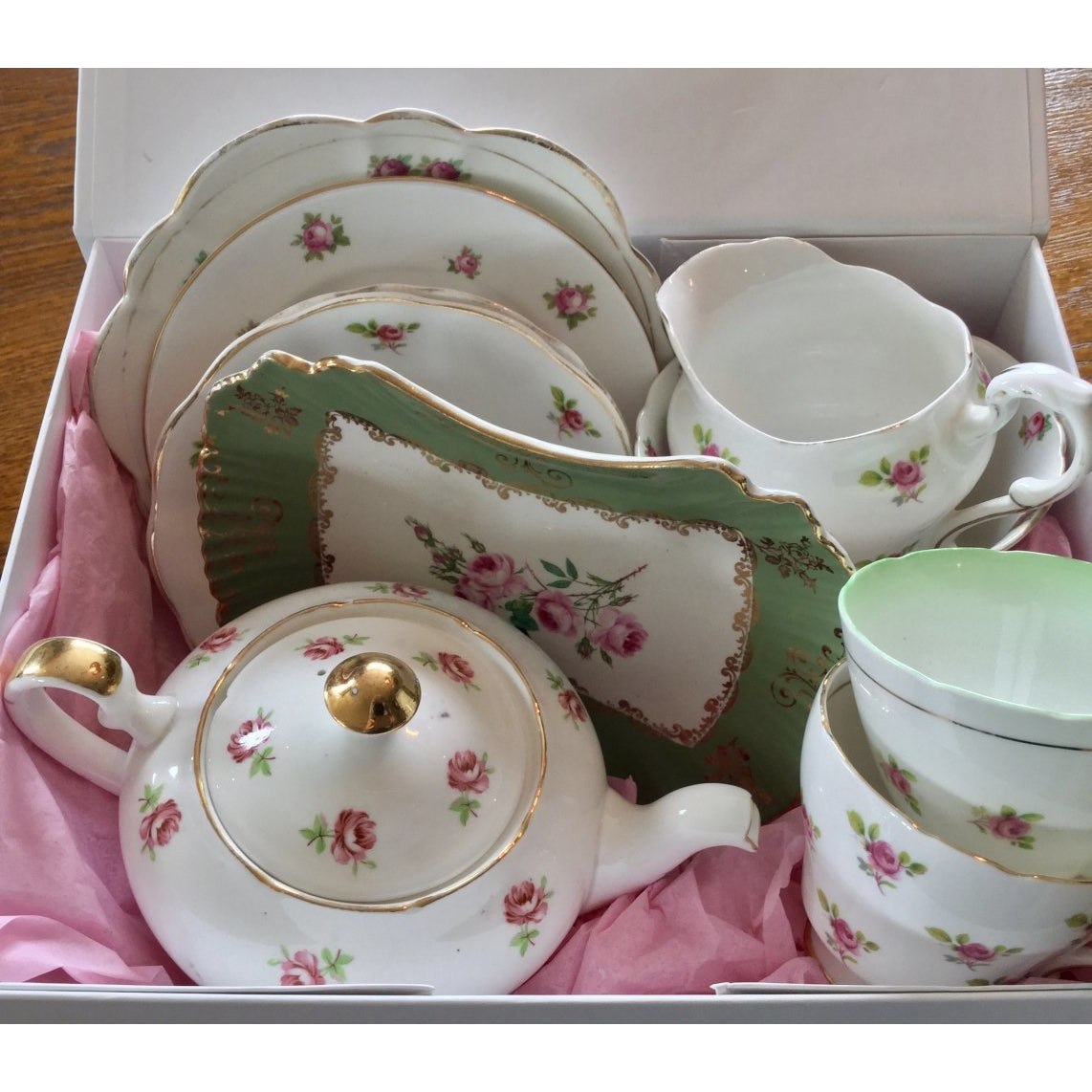 Vintage Rose Tea-set  for Two